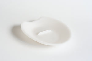 Single White Crack'em Egg Cracker & Spoon Rest